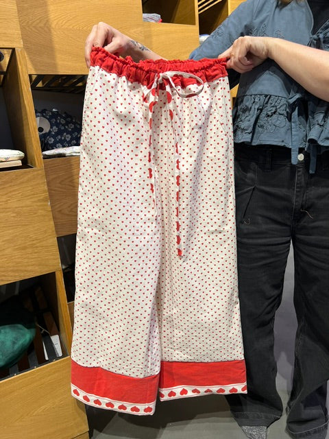 Sovehjerte's Sy Workshop - Sy dine egne pyjamas bukser af sengetøj
